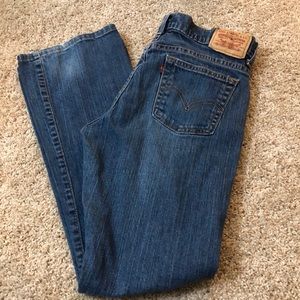 Bootcut Levi’s jeans. Size 4 short